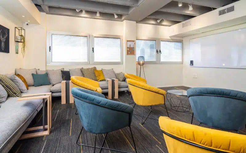 חדרי ישיבות לפי שעה – mycampus, חדרי ישיבות, חדר ישיבות, חדר ישיבות להשכרה, חדרי ישיבות להשכרה, השכרת חדר ישיבות, מקום לסדנאות רוחניות, מקום לסדנה, מקום לסדנאות במרכז, מקום לסדנאות במרכז, חדרי סדנאות, מקום לסדנאות בתל אביב
